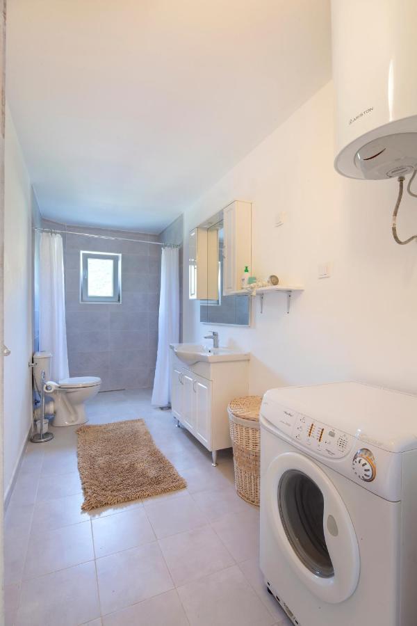 Apartments Al Parma Μπούντβα Εξωτερικό φωτογραφία