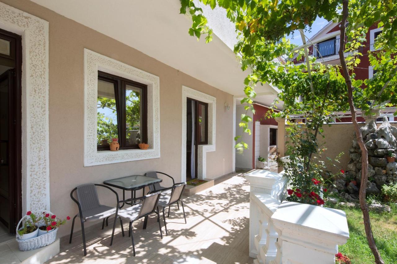 Apartments Al Parma Μπούντβα Εξωτερικό φωτογραφία