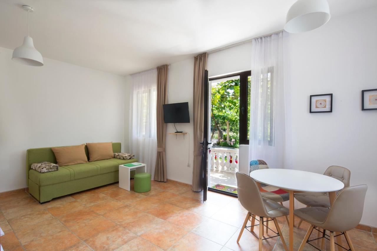 Apartments Al Parma Μπούντβα Εξωτερικό φωτογραφία