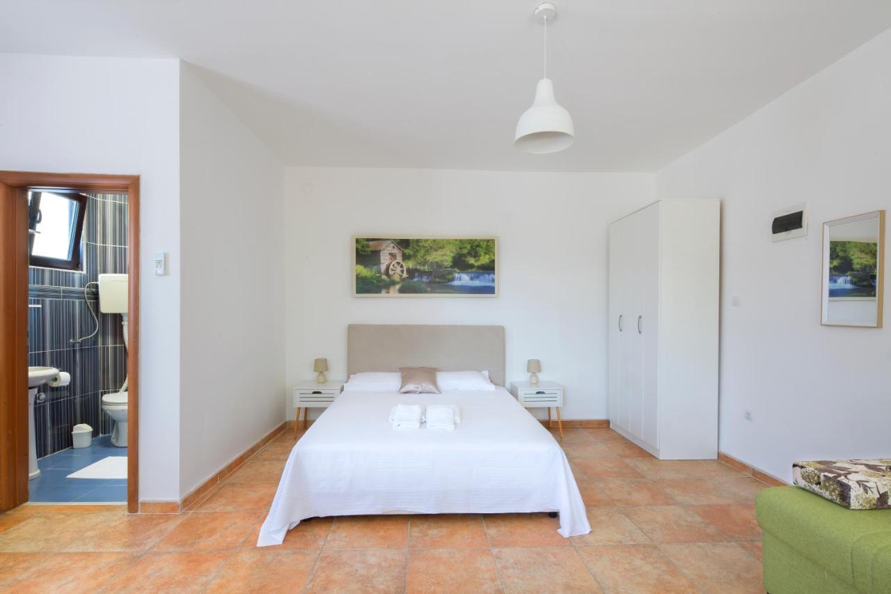 Apartments Al Parma Μπούντβα Εξωτερικό φωτογραφία