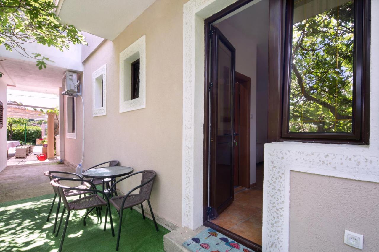 Apartments Al Parma Μπούντβα Εξωτερικό φωτογραφία
