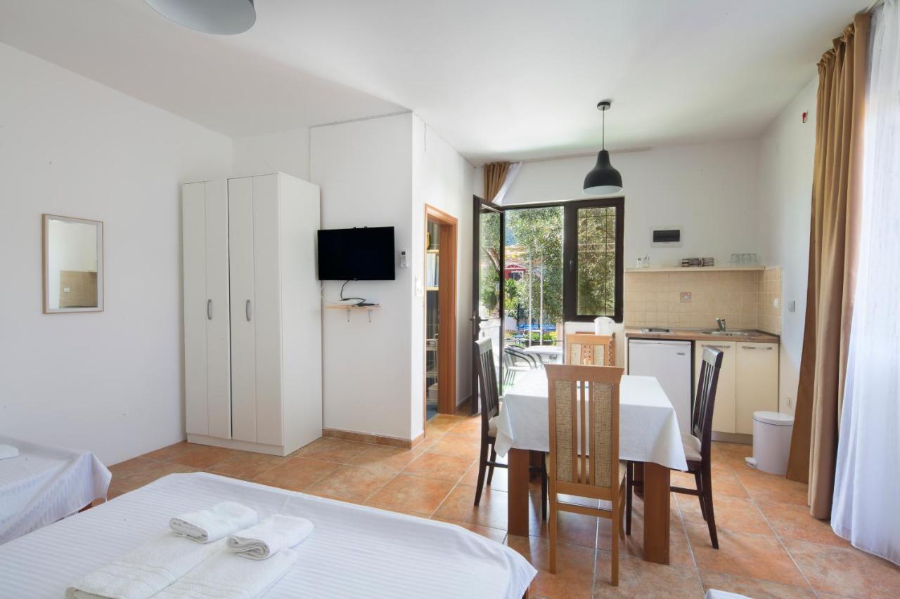 Apartments Al Parma Μπούντβα Εξωτερικό φωτογραφία