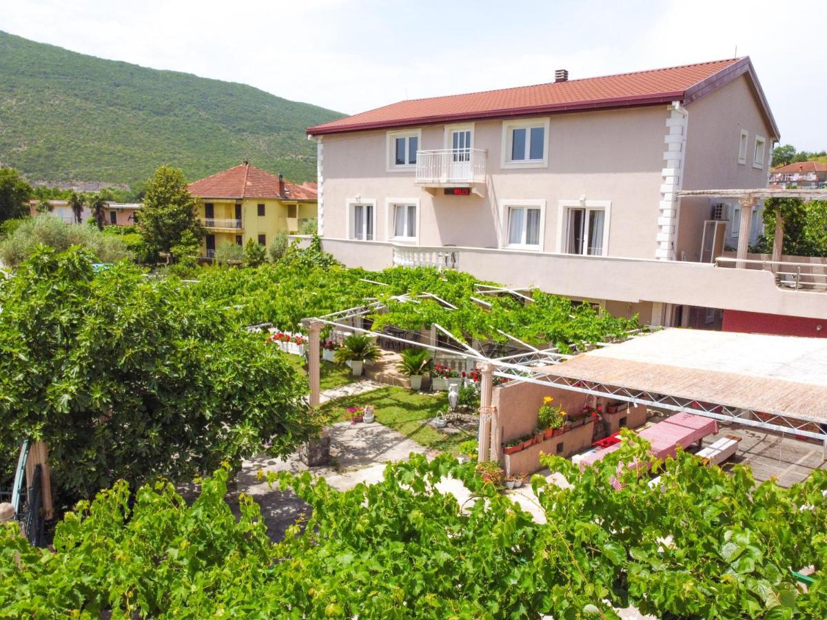 Apartments Al Parma Μπούντβα Εξωτερικό φωτογραφία